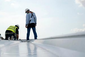 How to Become a Roofer (1)